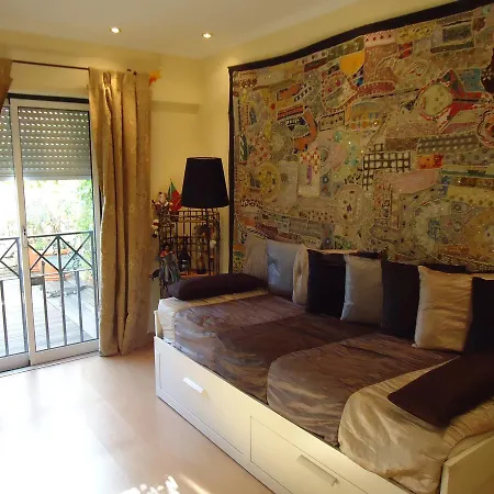 Terrace Apartment *